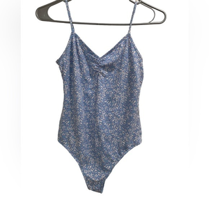 Basics by PacSun Womens Blue flowered‎ Bodysuit size Small